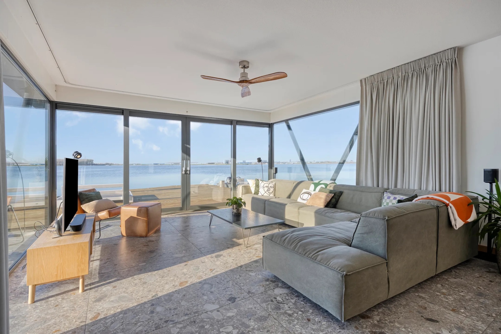 Funda - Helmig Makelaardij en Taxatieburo o.z. B.V.